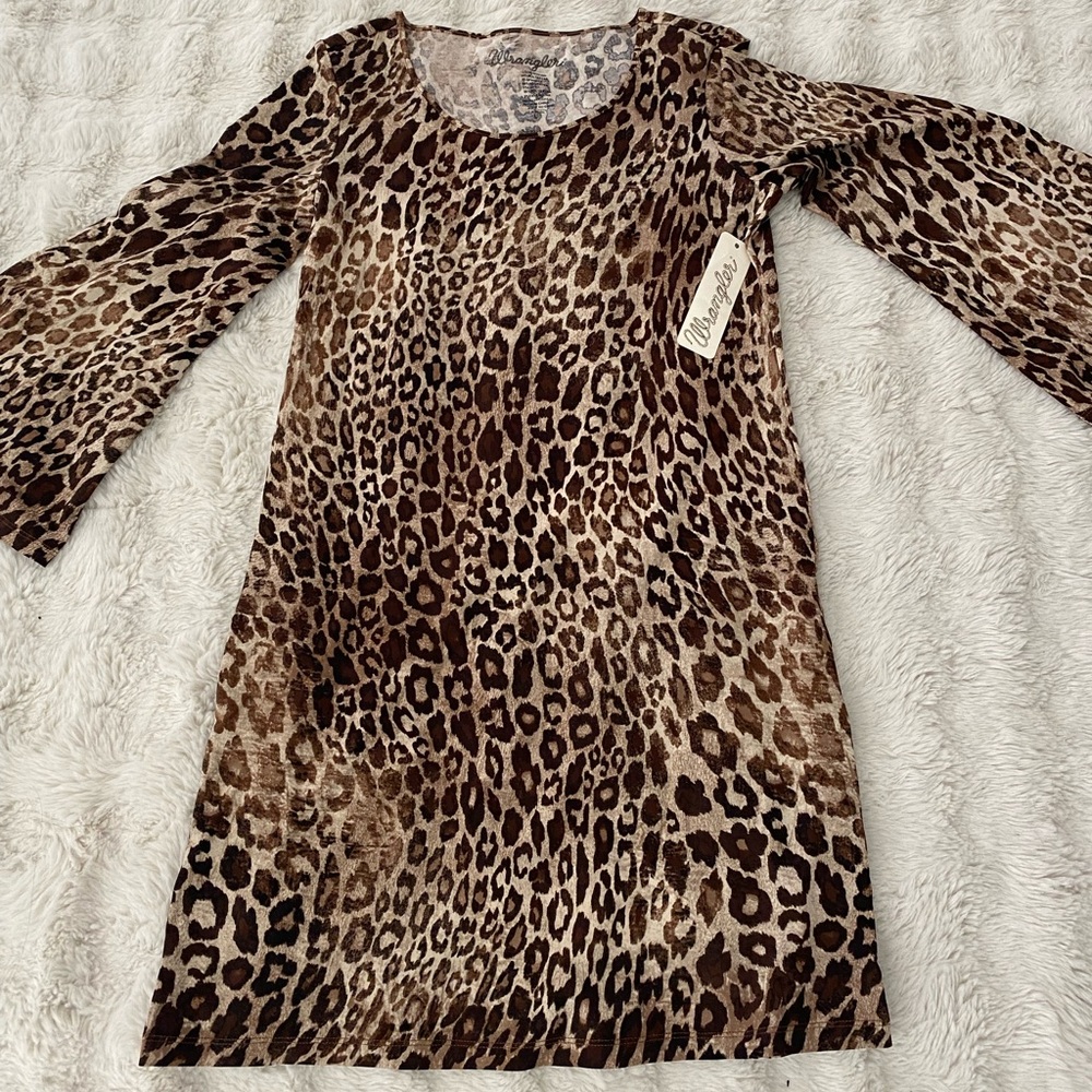 NWT Wrangler Leopard Print Bell Sleeve Dress
